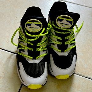 Man puma sneakers